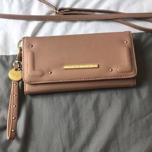 Steve Madden wrist wallet